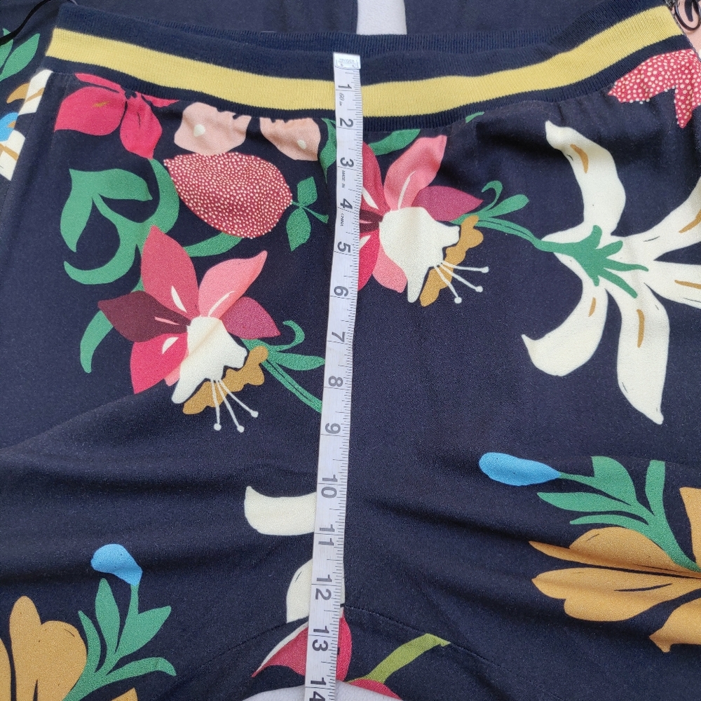 FARM Rio Floral Flare Pants - Picture 11 of 13